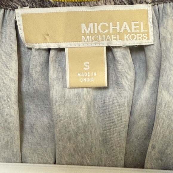 Michael by Michael Kors Peplum Grey Multi Print Off The Shoulder Blouse - Picture 5 of 6